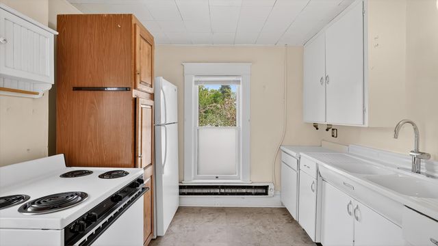 1122 S Walnut St, Spokane, WA 99204