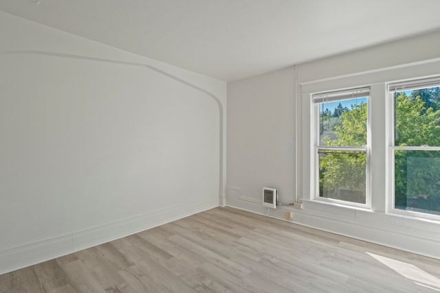 1122 S Walnut St, Spokane, WA 99204