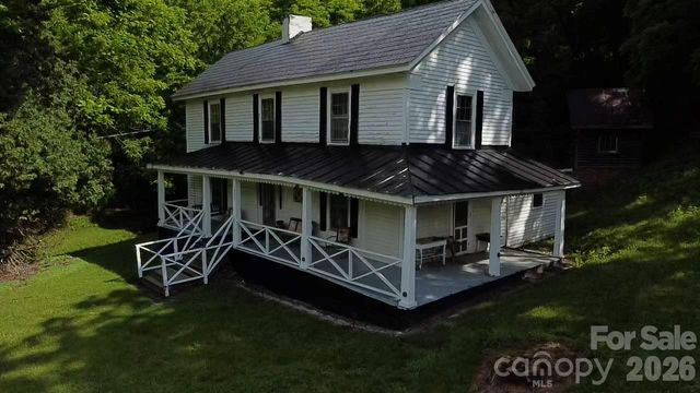 1327 NC 80 Highway, Bakersville, NC 28705