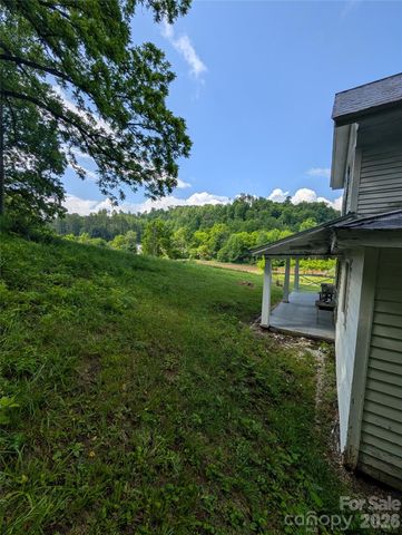 1327 NC 80 Highway, Bakersville, NC 28705
