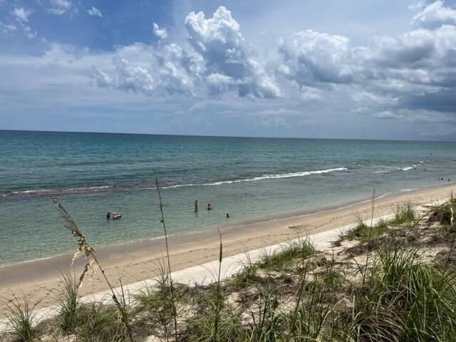 804 E Windward Way 108, Lantana, FL 33462