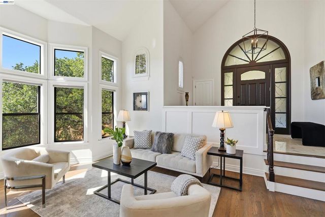 506 Oakshire Place, Alamo, CA 94507