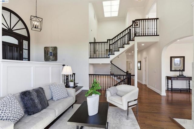 506 Oakshire Place, Alamo, CA 94507