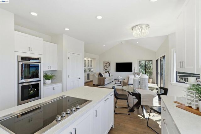 506 Oakshire Place, Alamo, CA 94507