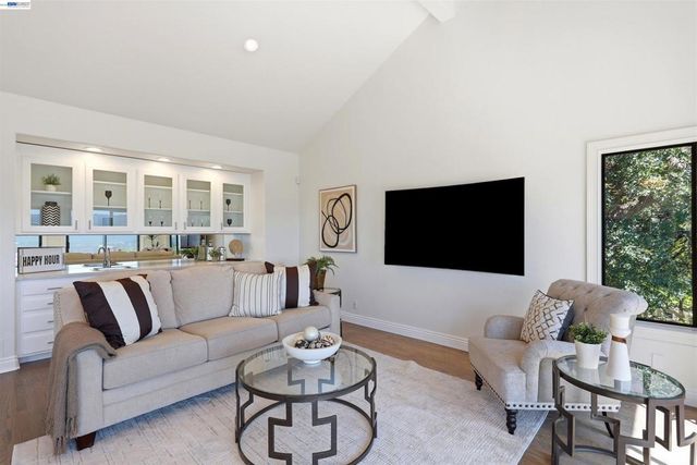 506 Oakshire Place, Alamo, CA 94507