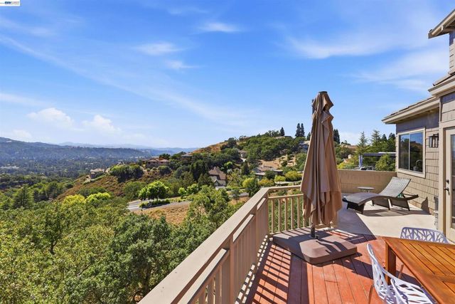 506 Oakshire Place, Alamo, CA 94507