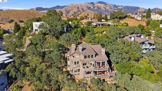 506 Oakshire Place, Alamo, CA 94507