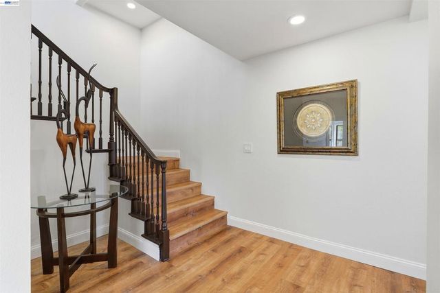 506 Oakshire Place, Alamo, CA 94507