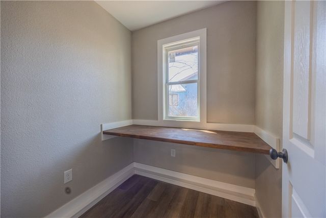 17 Dillow Drive, Bella Vista, AR 72714