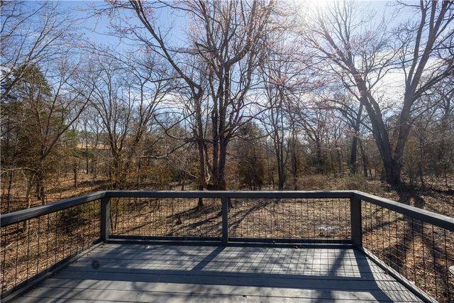 17 Dillow Drive, Bella Vista, AR 72714