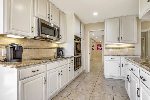 31 Stanford Drive, Rancho Mirage, CA 92270