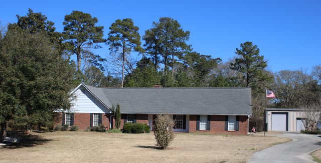 54 Old Hwy 15, Laurel, MS 39443