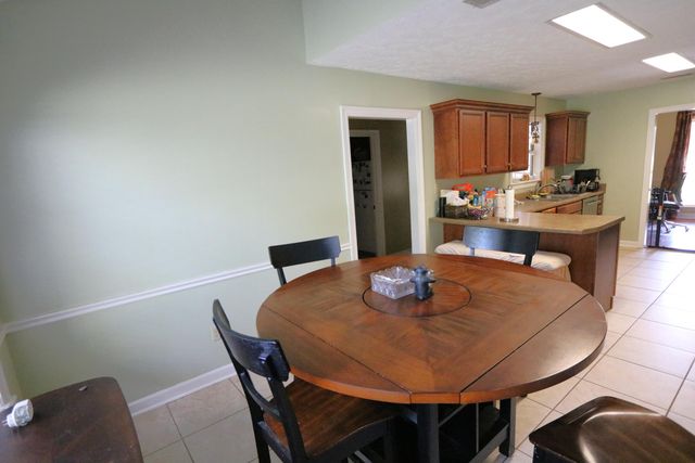 54 Old Hwy 15, Laurel, MS 39443