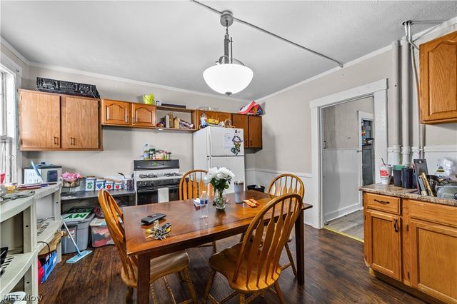 448 Delaware Avenue, Lorain, OH 44052