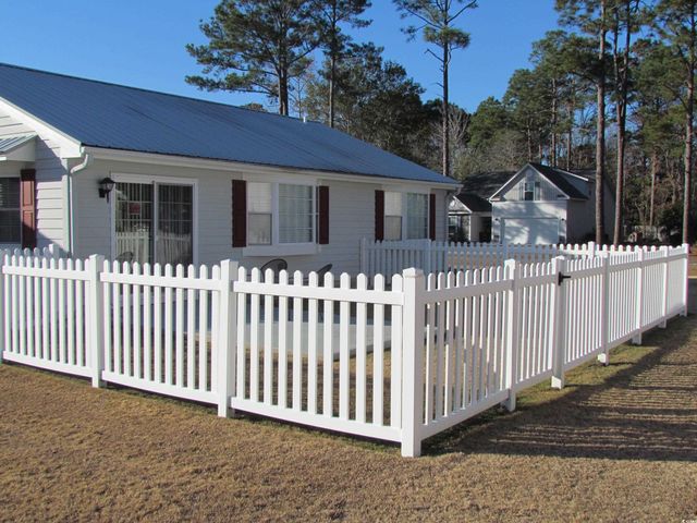 100 Inverness Ct., Myrtle Beach, SC 29588