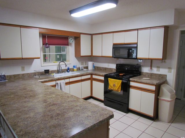 100 Inverness Ct., Myrtle Beach, SC 29588