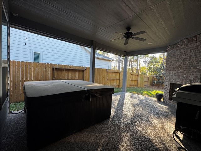 118 Arrowhead Lane, Montgomery, TX 77316