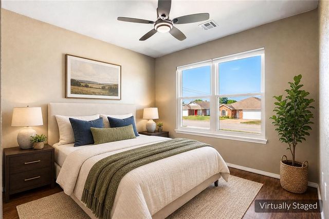 819 Tunbridge Drive, Bentonville, AR 72712