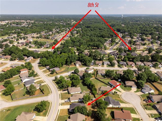 819 Tunbridge Drive, Bentonville, AR 72712
