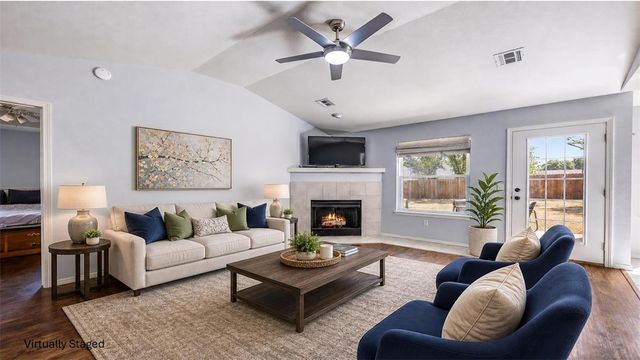 819 Tunbridge Drive, Bentonville, AR 72712