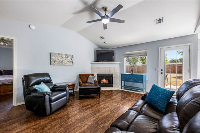 819 Tunbridge Drive, Bentonville, AR 72712