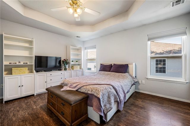 819 Tunbridge Drive, Bentonville, AR 72712