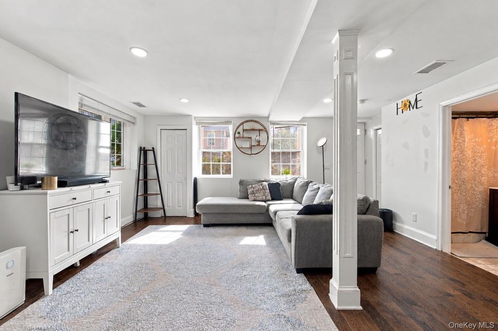 129 Winthrop Avenue, Elmsford, NY 10523 — photo 3