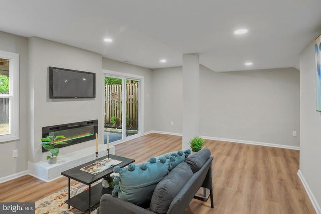 1750 LAURANCE CT, Crofton, MD 21114