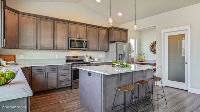 9168 BEDWELL STREET, Rathdrum, ID 83858