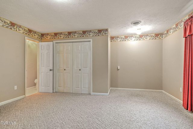 1520 Meadow Lane Circle, Morristown, TN 37813