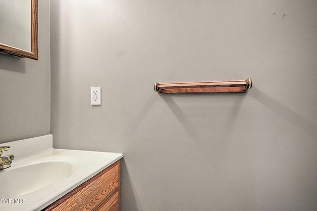 1520 Meadow Lane Circle, Morristown, TN 37813
