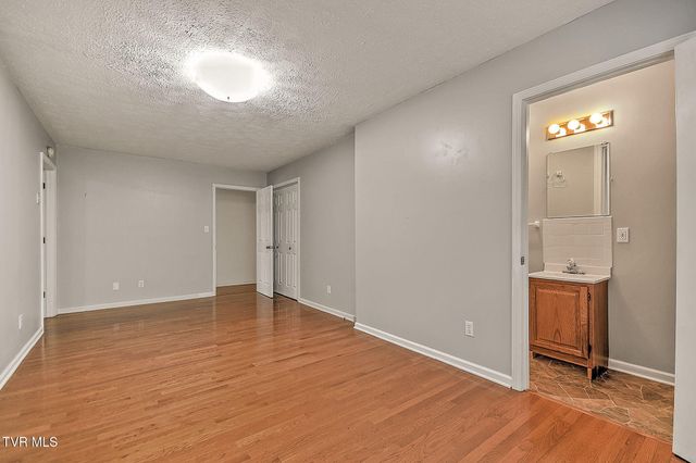 1520 Meadow Lane Circle, Morristown, TN 37813