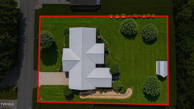 1520 Meadow Lane Circle, Morristown, TN 37813