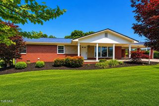 1520 Meadow Lane Circle, Morristown, TN 37813