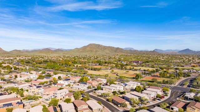 3751 W WHITMAN Drive, Anthem, AZ 85086