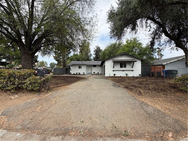 4060 Harrison, Riverside, CA 92503