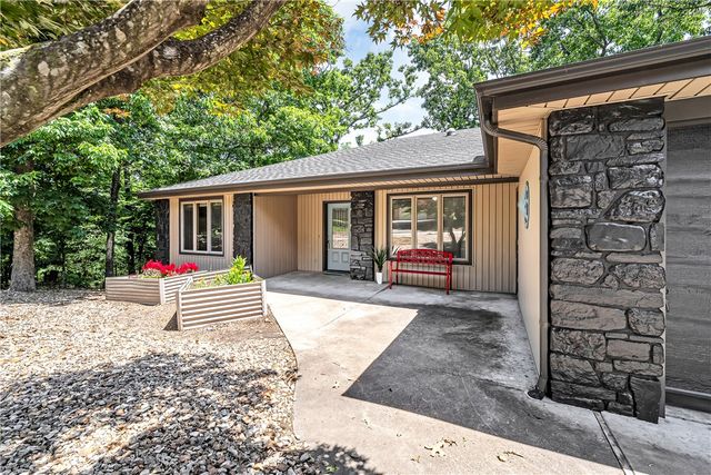 8 Brucker Drive, Bella Vista, AR 72715