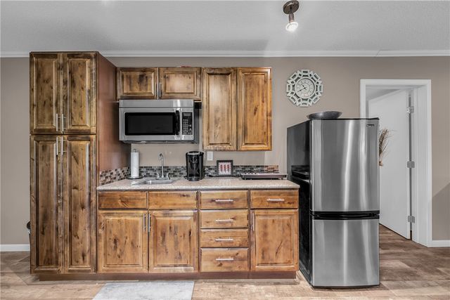 8 Brucker Drive, Bella Vista, AR 72715