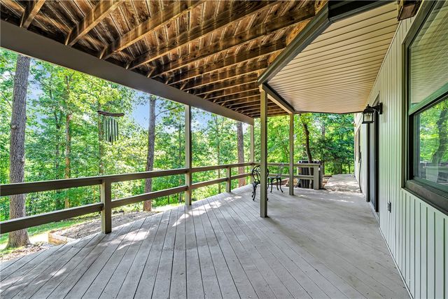 8 Brucker Drive, Bella Vista, AR 72715