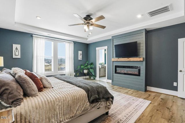 197 S Clearbrook Court, Angier, NC 27501