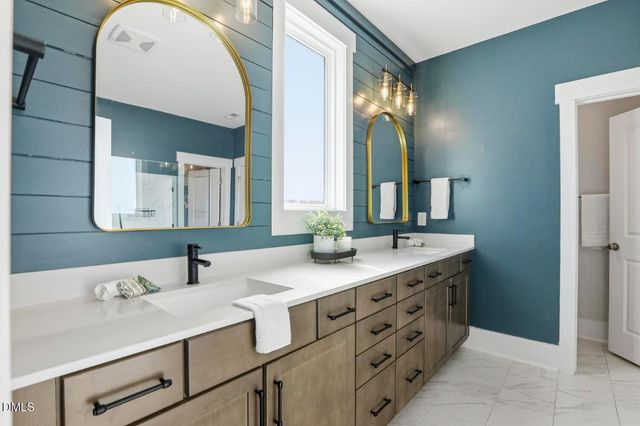 197 S Clearbrook Court, Angier, NC 27501