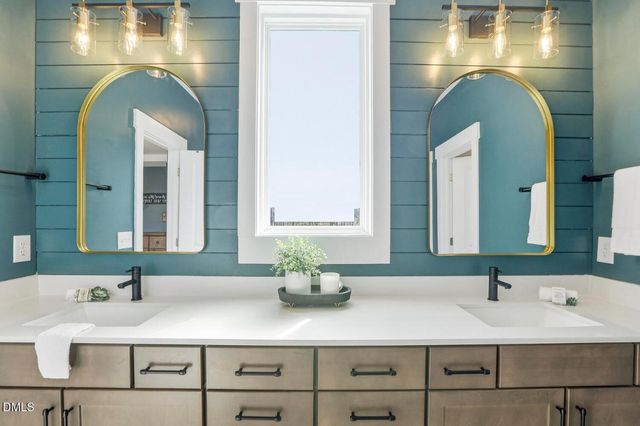 197 S Clearbrook Court, Angier, NC 27501