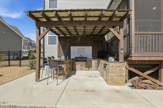 197 S Clearbrook Court, Angier, NC 27501