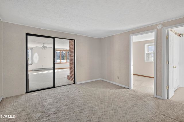 22120 Big Bass Camp Road Road, Abingdon, VA 24211