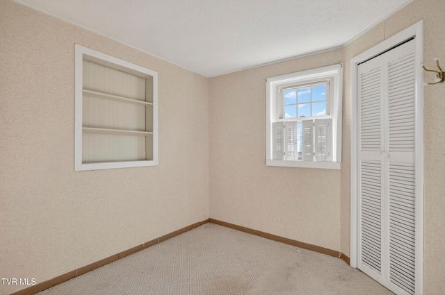 22120 Big Bass Camp Road Road, Abingdon, VA 24211