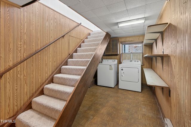 22120 Big Bass Camp Road Road, Abingdon, VA 24211