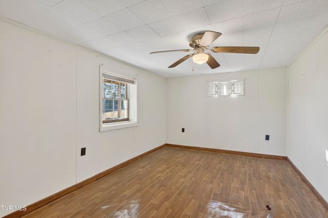 22120 Big Bass Camp Road Road, Abingdon, VA 24211