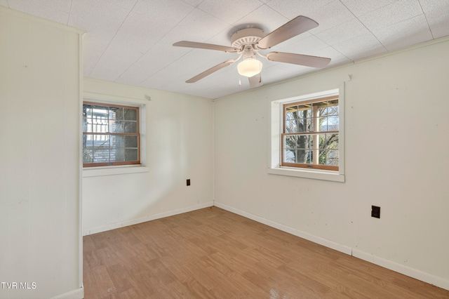 22120 Big Bass Camp Road Road, Abingdon, VA 24211