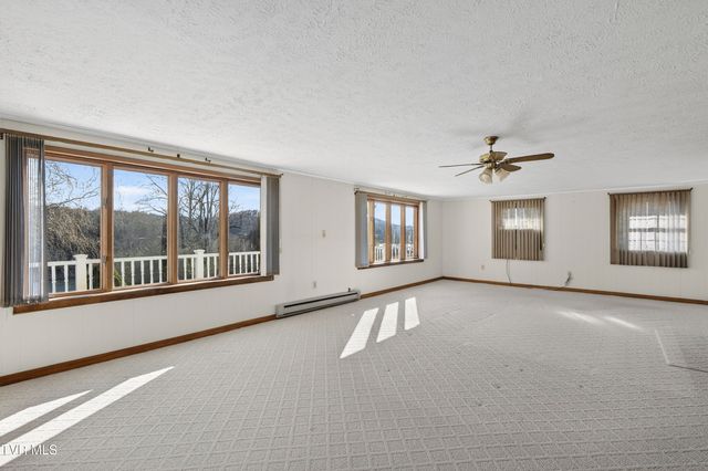 22120 Big Bass Camp Road Road, Abingdon, VA 24211