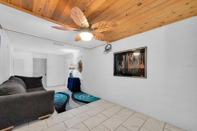 1846 51ST STREET S, Gulfport, FL 33707